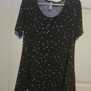Size S Lularoe Perfect T